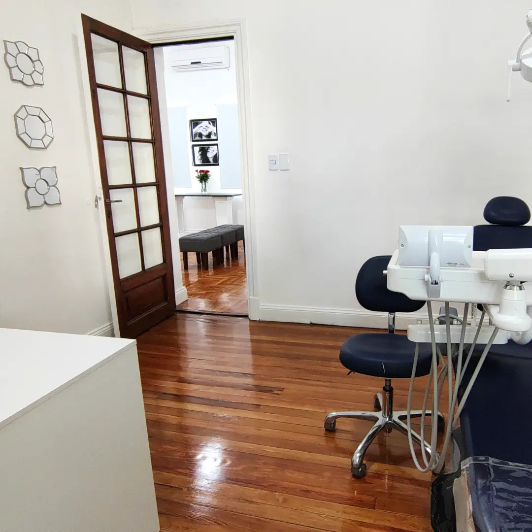 Consultorio odontológico en Belgrano equipado para atención integral de adultos